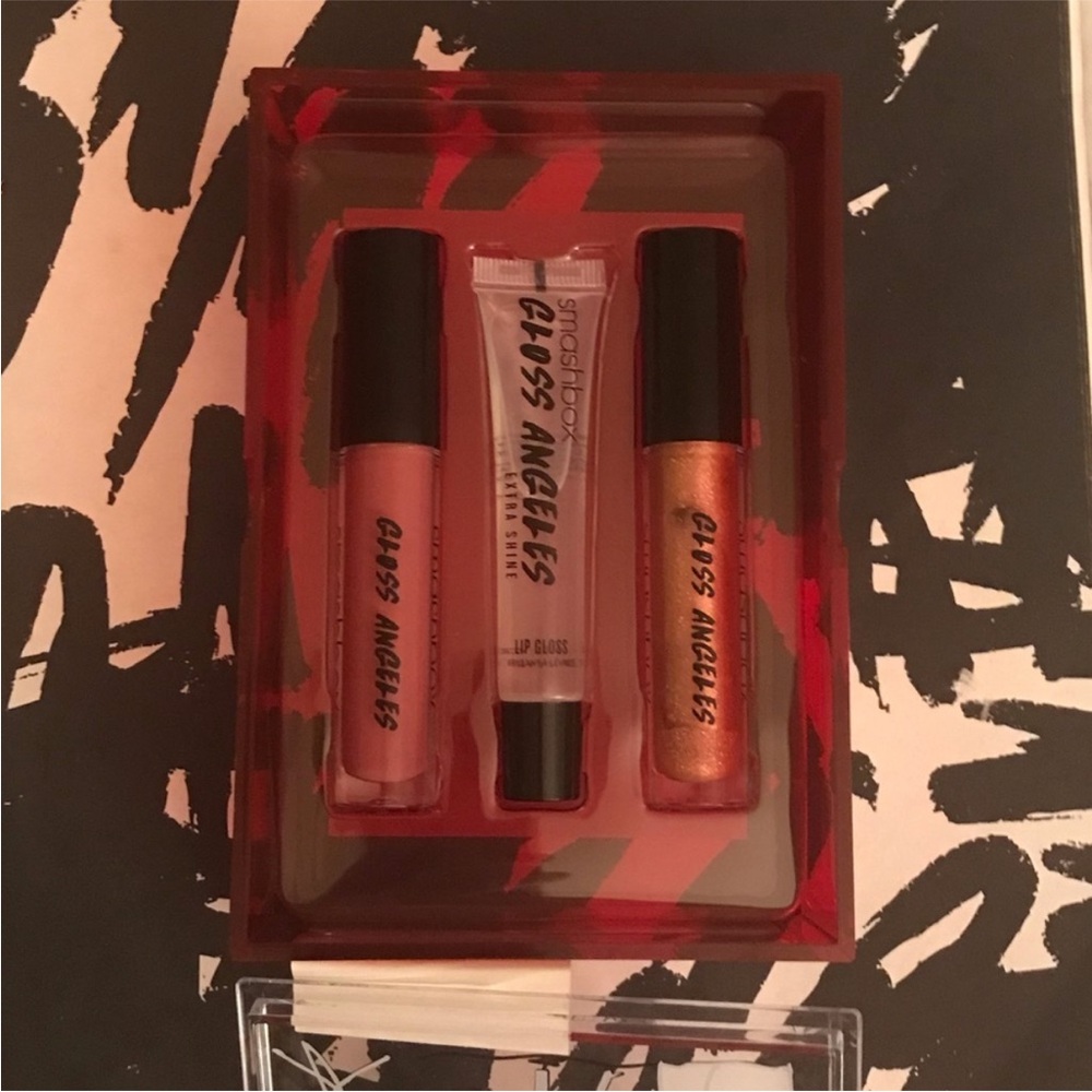 Smashbox Gloss Angeles Trio Set in Hustle & Glow, Extra Shine & Celeb Sighting - Picture 7 of 12